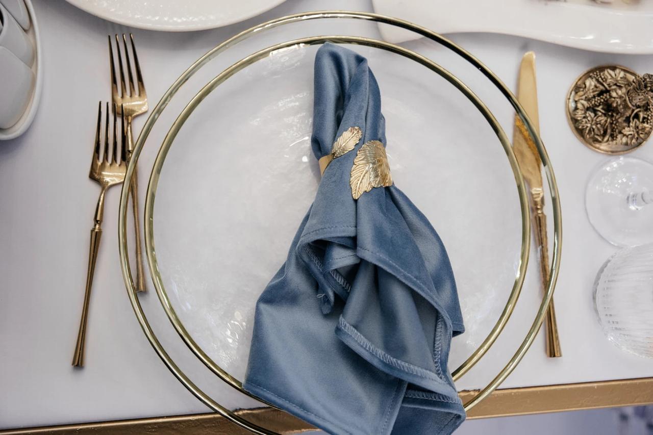 Суриковъ Холл